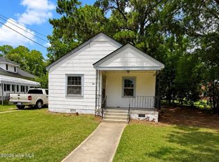 304 W 2nd St, Robersonville, NC 27871