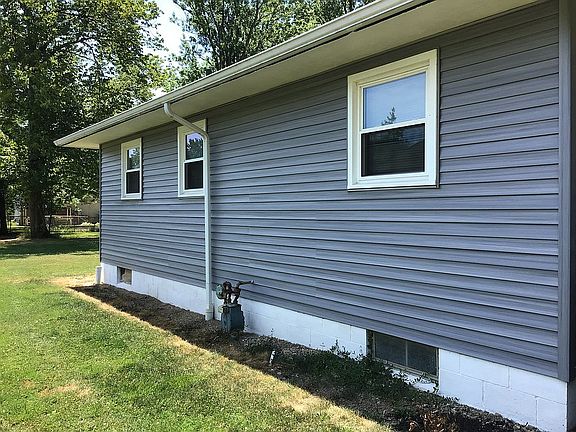 3rd image of 4584 Wolff Dr