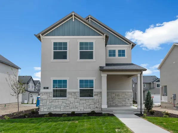 1807 E Sierra Pines Dr, Eagle Mountain, UT 84005