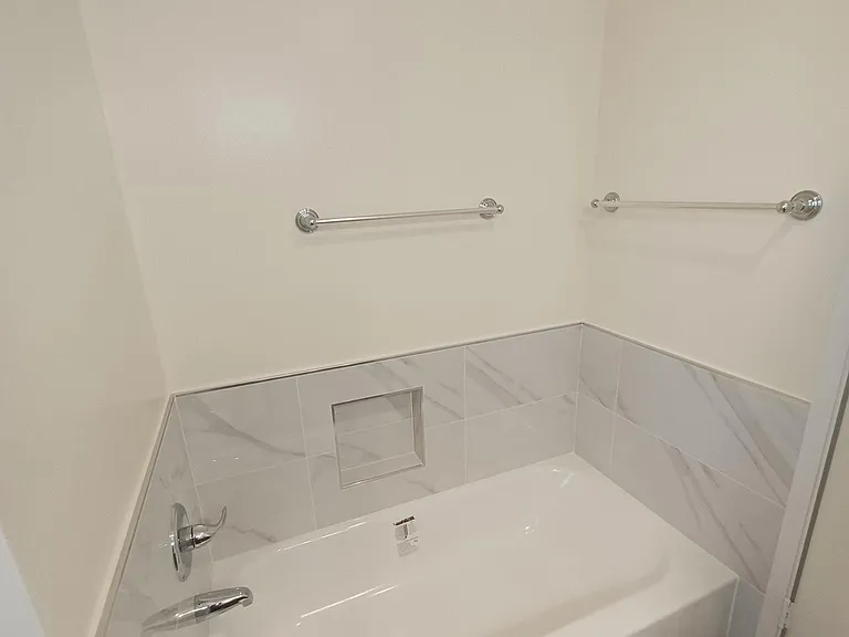 992 Ponderosa Ave #C — Photo 6