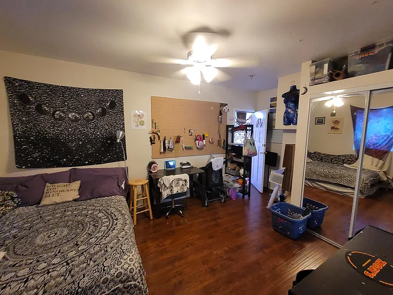 1915 Atlantic Ave #12 — Photo 3