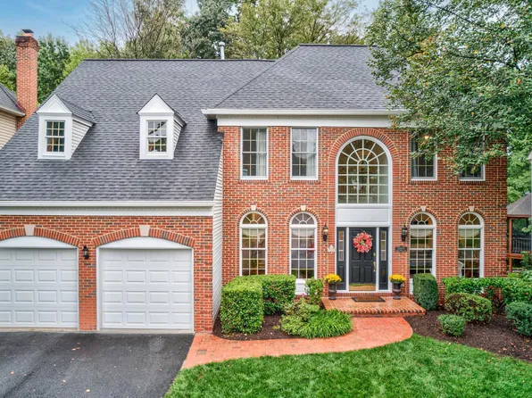 12635 Dusty Wheel Ln, Fairfax, VA 22033
