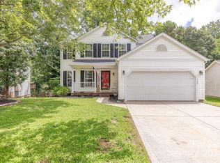 130 Dannyn Grove Ct, Mooresville, NC 28117