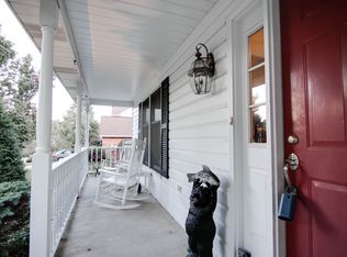 330 Cobblestone Cir, Mc Kees Rocks, PA 15136