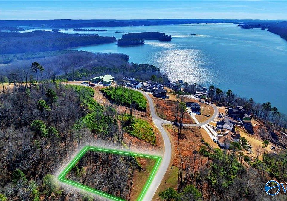 1st image of 80 Boat House Dr