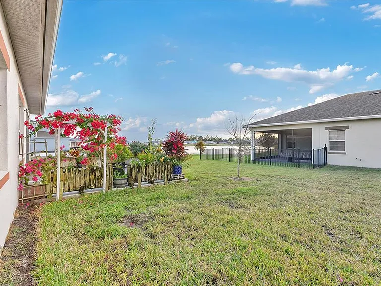 5092 Twin Lakes Blvd — Photo 31