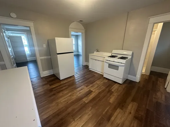 1822 7th St #4, Rockford, IL 61104