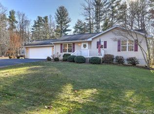 248 N Hillandale Drive Ext, East Flat Rock, NC 28726