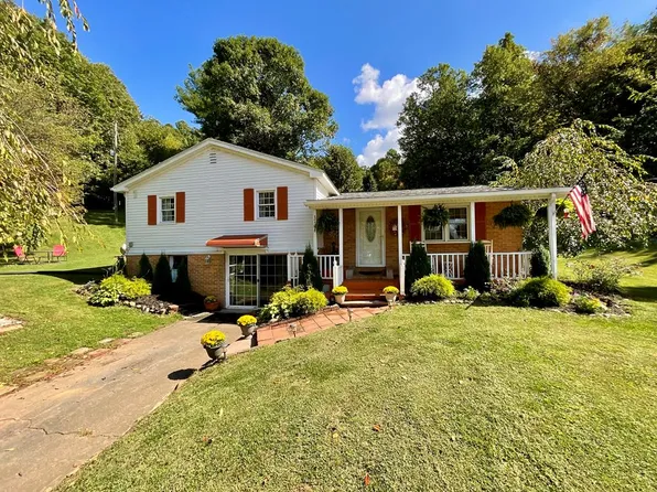 3706 Coal Creek Rd, Galax, VA 24333