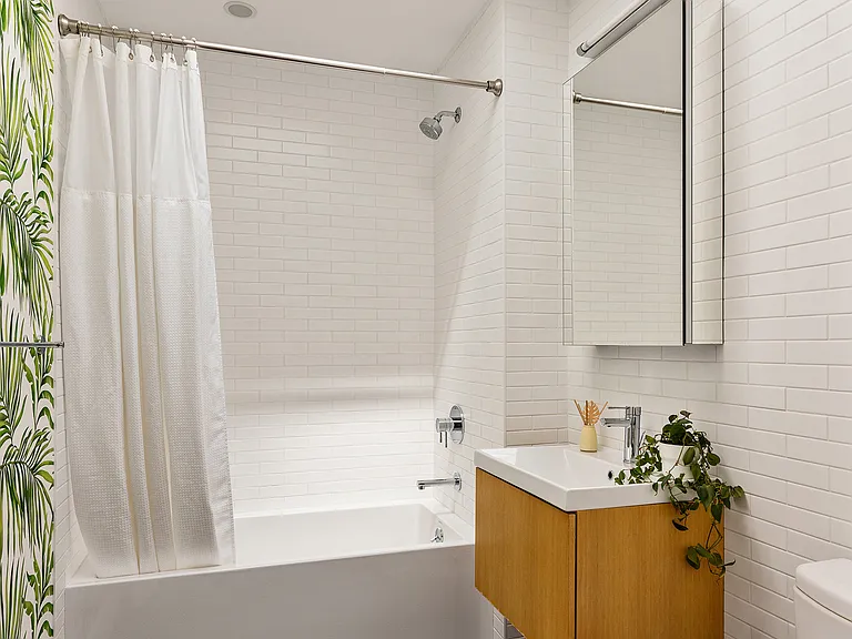 762 Park Pl #Penthouse 1 — Photo 9