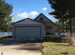 352 Ponemah Trl, Buckley, MI 49620