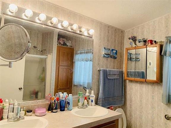 4th image of 3407 Sedgefield Ct
