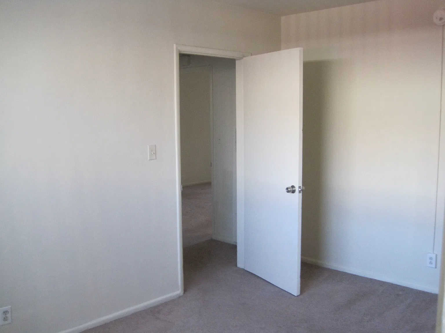 1 bed, 650 sqft, $2,250 — Photo 3
