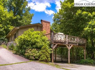 211 Dakat Ln, Boone, NC 28607