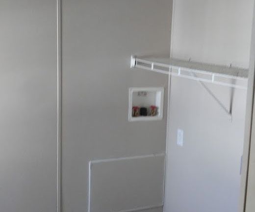 Washer/Dryer area