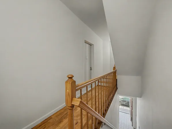 49 Bradhurst Avenue image 16 of 33