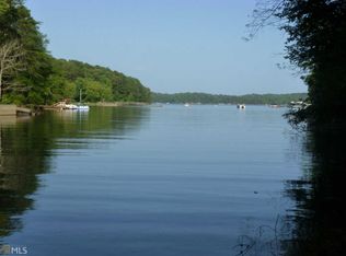 215 Riverbend Rd, Lavonia, GA 30553