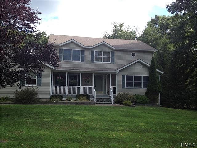 1st image of 18 Cuomo Dr