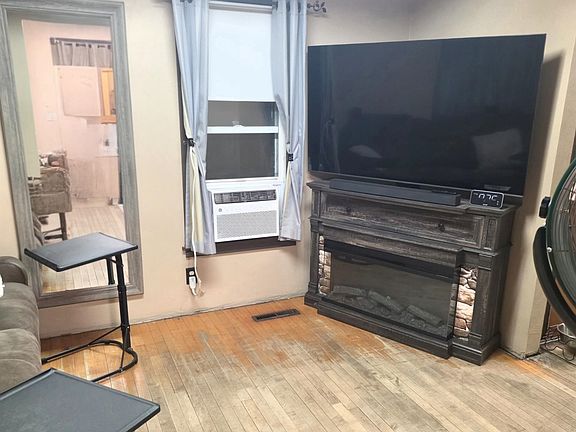5th image of 737 Grant St