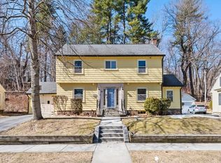 81 Richmond Ave, Worcester, MA 01602