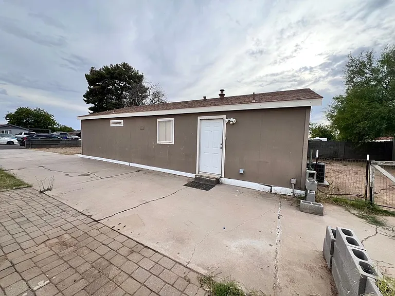 7826 E Juanita Ave — Photo 23