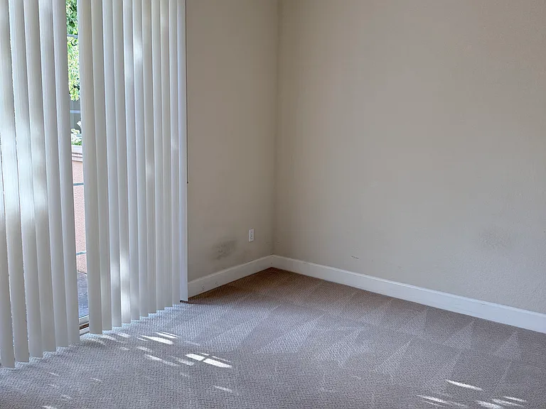 241 Hockney Ave — Photo 5