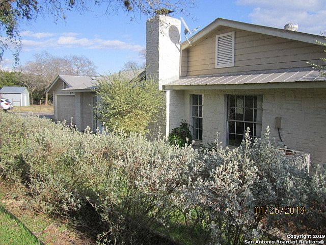 1st image of 8 E Fabra Ln
