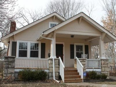 7534 Oak St, Kansas City, MO, 64114