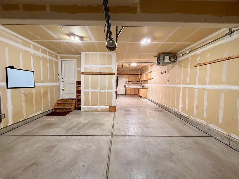 2760 Bridle Dr — Photo 11