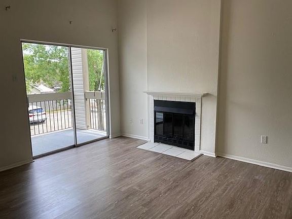 5th image of 312 Parkview Blvd #312