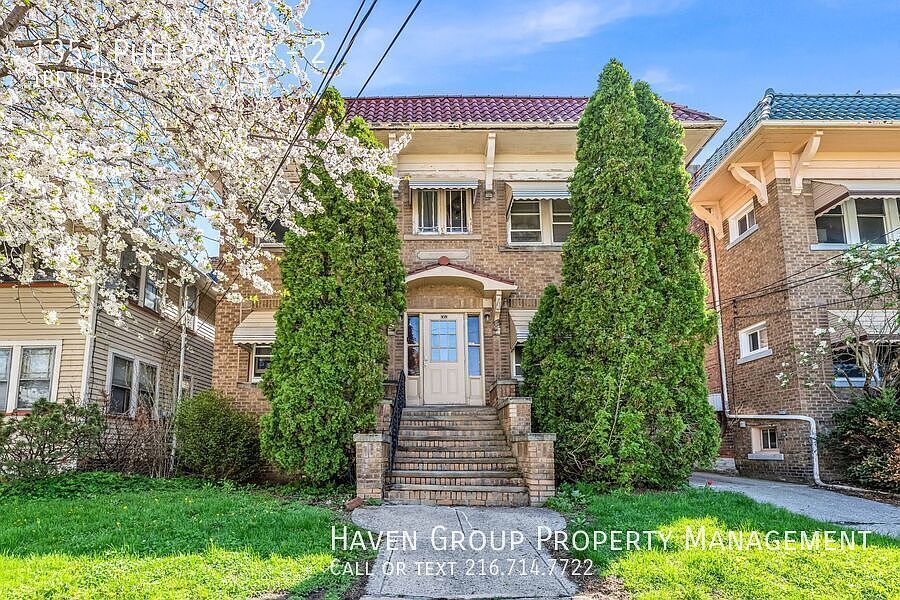 1st image of 1353 Phelps Ave APT 2