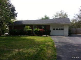 2932 Glenn Rd, Louisville, TN 37777