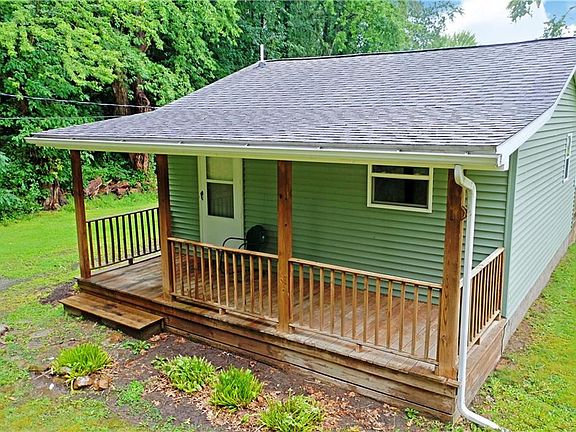 4th image of 2364 Silver Fox Ln NE