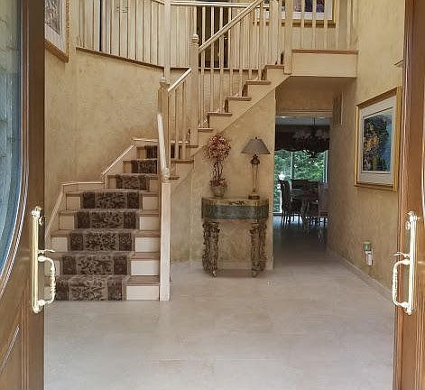 2nd image of 94 Amaron Ln