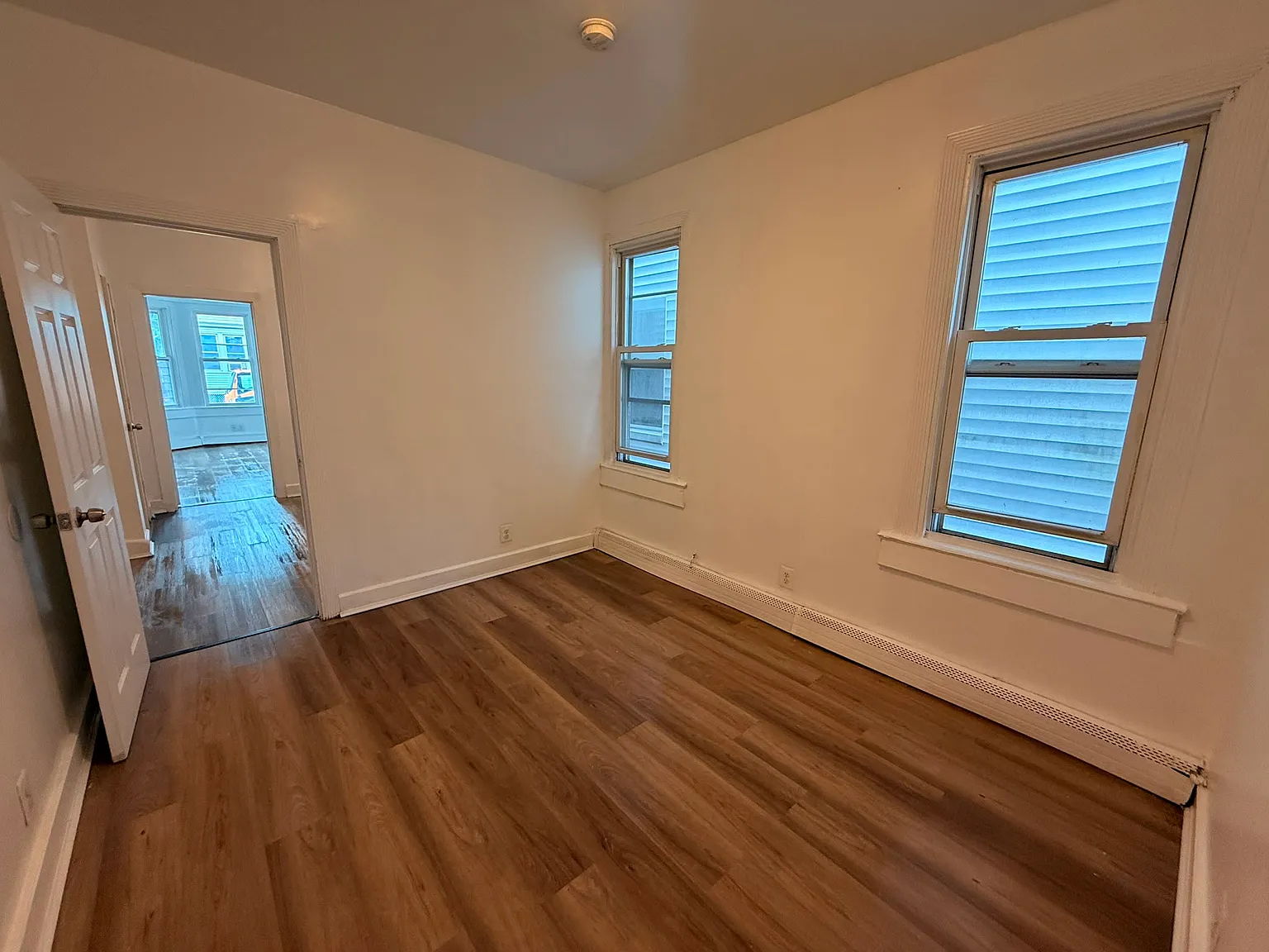 114 Woodlawn Avenue — Photo 4