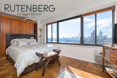 Rented by R New York