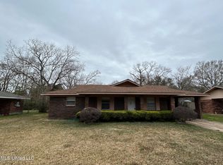107 Clarence Dr, Gulfport, MS 39503