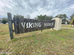6004 E 6th Mnr, Palatka, FL 32177