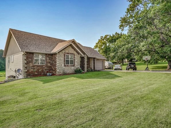 homes for sale fenton mo zillow