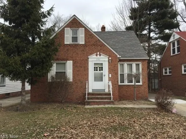 3741 Monticello Blvd, Cleveland Heights, OH 44121