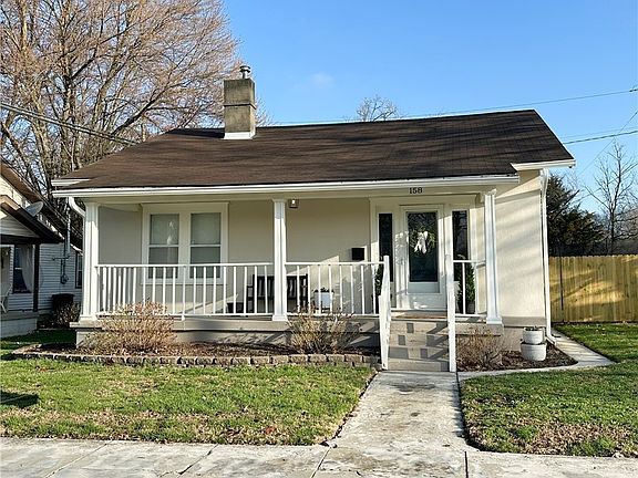 2nd image of 158 Indiana Avenue