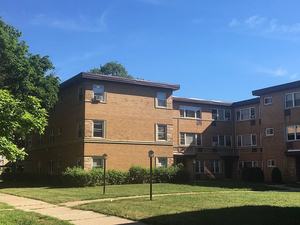 1st image of 6835 N Seeley Ave APT 2N