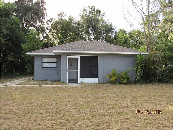 3rd image of 930 S Adelle Ave