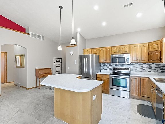 4th image of 7215 S Witzke Pl