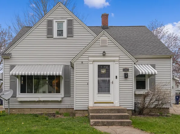 359 W 20th St, Holland, MI 49423