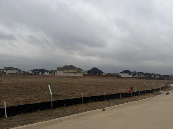 831 Paris Ct, Prosper, TX 75078