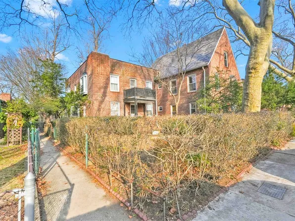 39-30 45 Street, Sunnyside, NY 11104