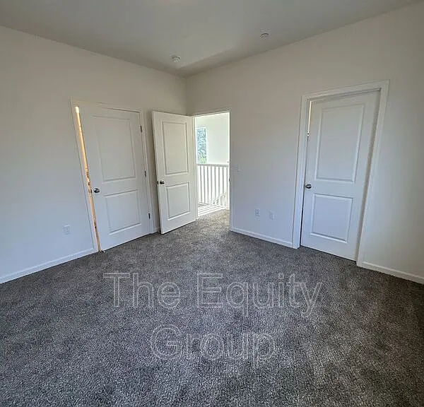 733 S Pinkham #101 — Photo 14