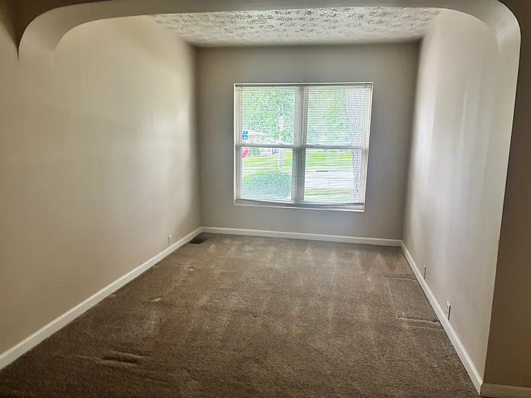 860 N Detroit St — Photo 10