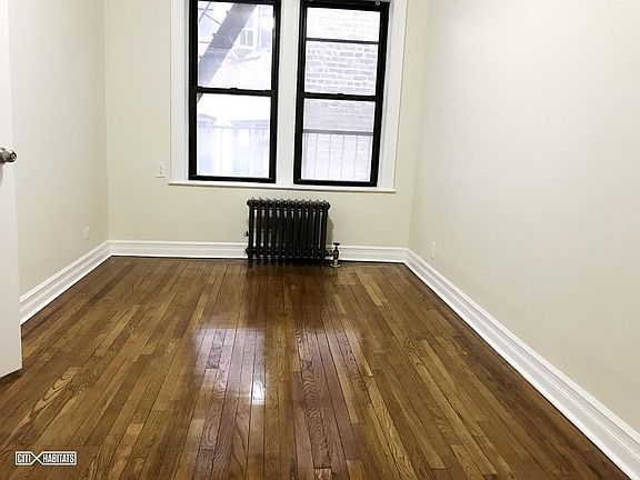 5th image of 4315 44th St APT C6